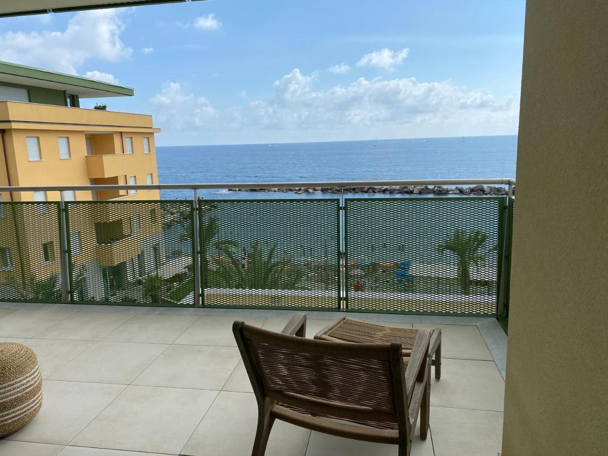 Gli Scogli Luxury Residence Hotel Chiavari Exterior foto